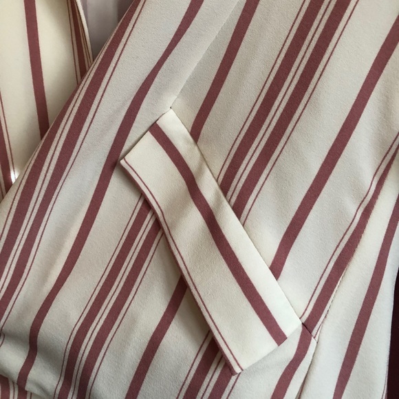 Forever 21 Blazer size S - Picture 3 of 5